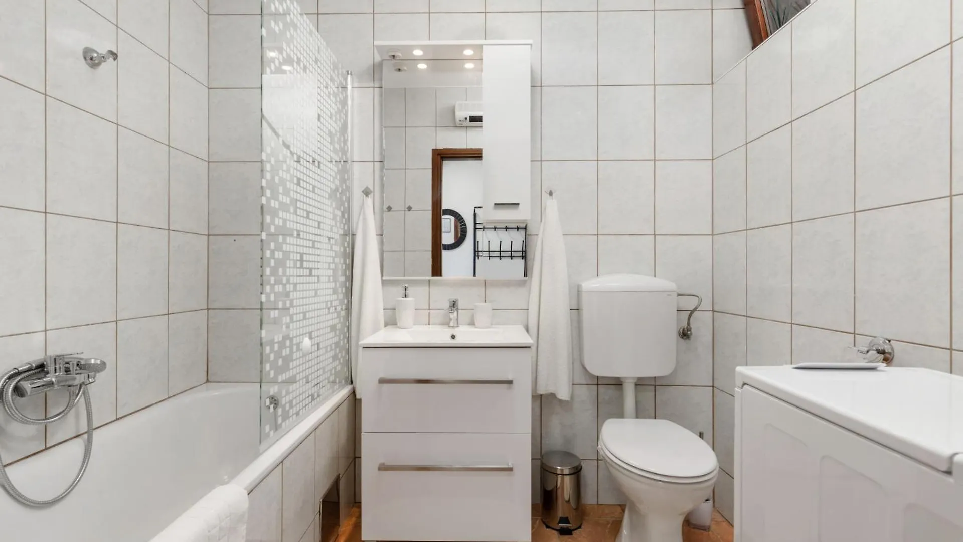 Apartment Kety Krk Town